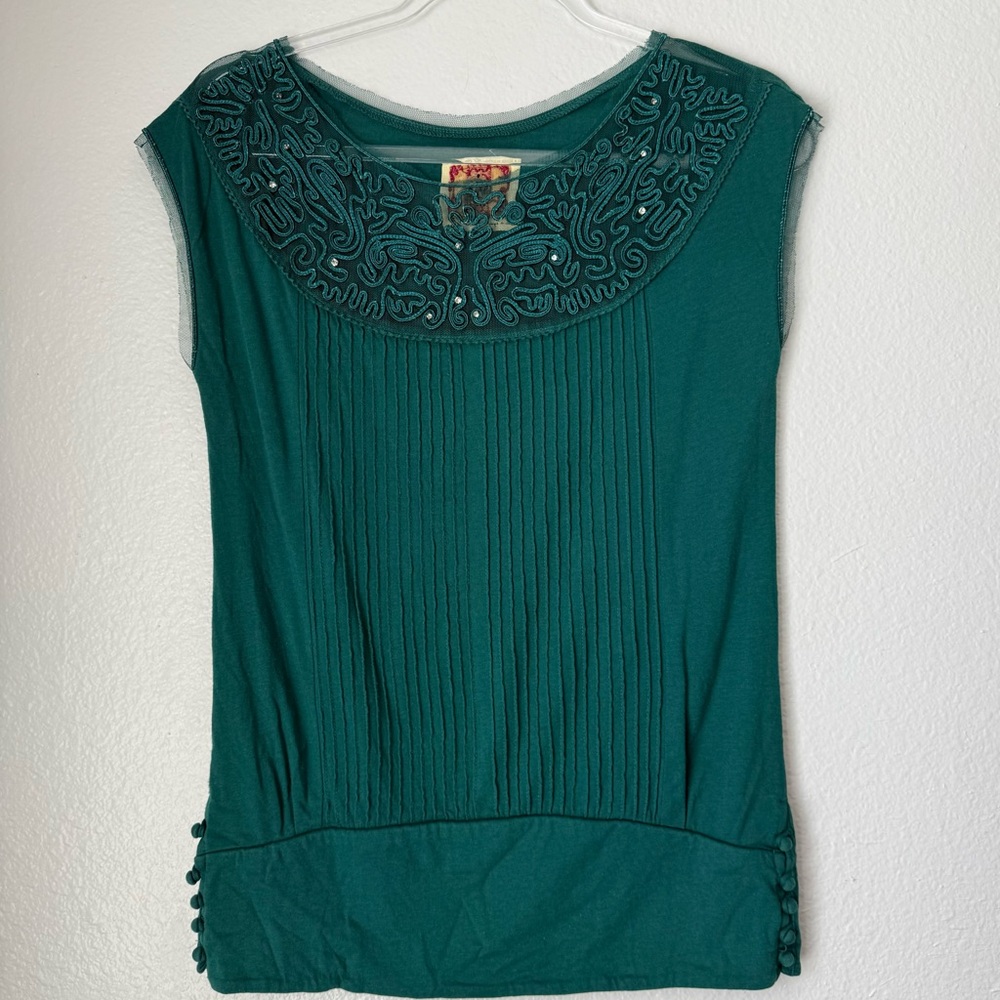 Free People Sleeveless Green top XS Boho Festival Summer spring tulle accents